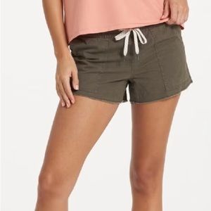 NWT Vuori Vintage Ripstop Shorts in Dark Oregano